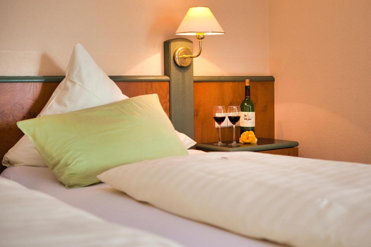 Landhotel Henkenhof Willingen Willingen  Buitenkant foto